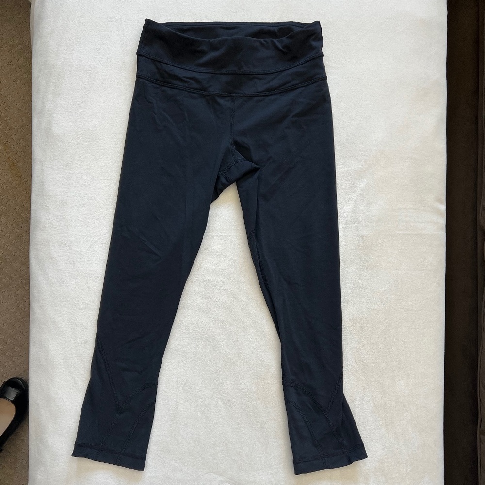 lululemon Women's Run Inspire Crop Leggings- black - Size 2